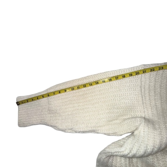 Free People Ivory Cable Knit Drop Shoulder Hi-Lo Oversized Pullover Sz X… - Picture 10 of 16